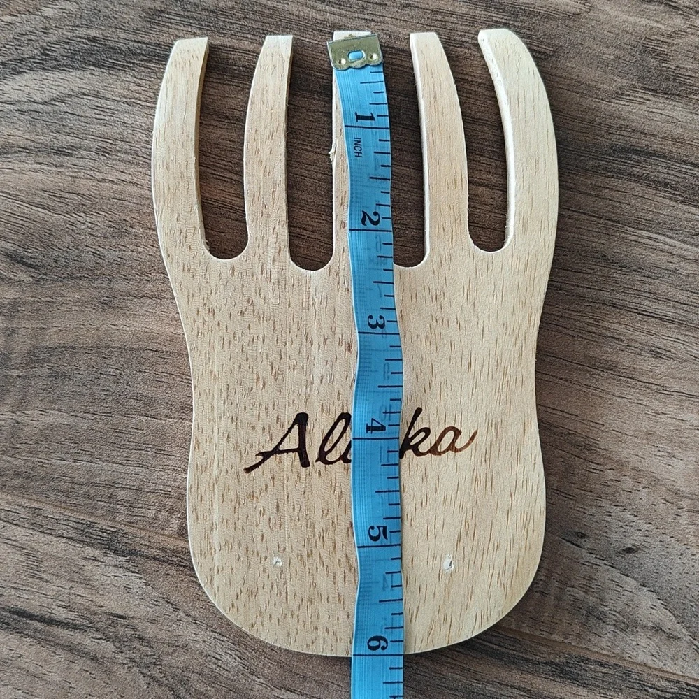 EUC Alaska Salad/Pasta Claws
